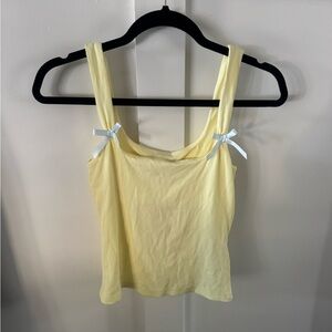 Edikted Ribbed Cami Top in Yellow XS